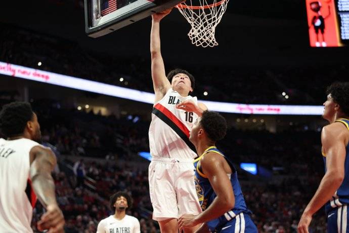 斯帅:暂时不会考虑增加杨瀚森场上时间 他还没适应NBA节奏