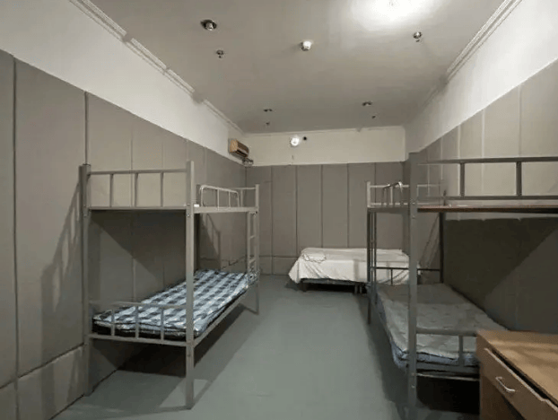 “指居”新规引热议：被指“恶法”难废 律师称还不如看守所