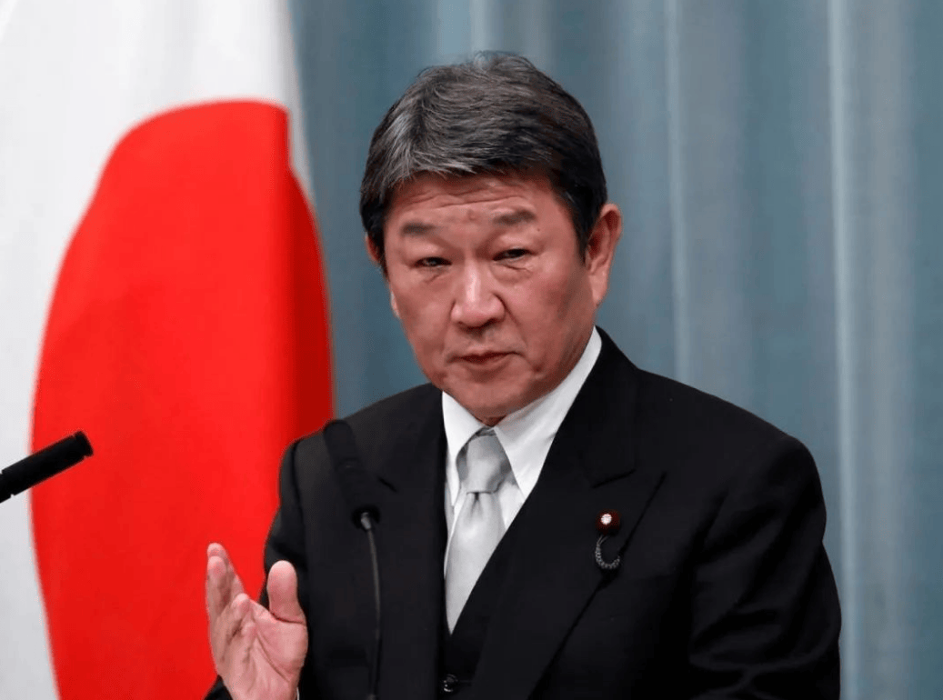 日本要求中国就薛剑领事给个说法，以免影响中日关系，中方外交部霸气回应