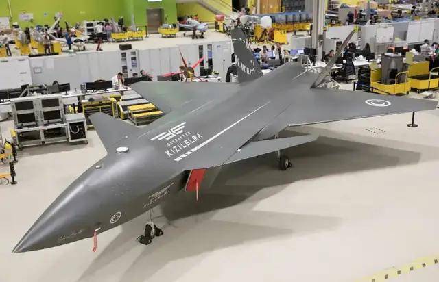 我们落后了?土耳其完成“世界首次无人机发射空空弹”,性能如何