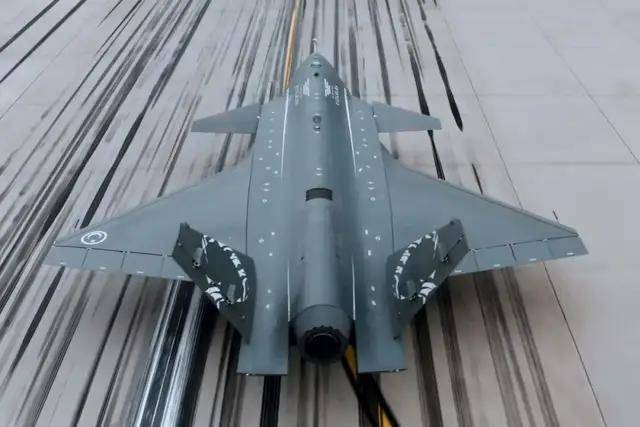 我们落后了?土耳其完成“世界首次无人机发射空空弹”,性能如何