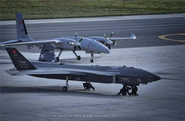 我们落后了?土耳其完成“世界首次无人机发射空空弹”,性能如何