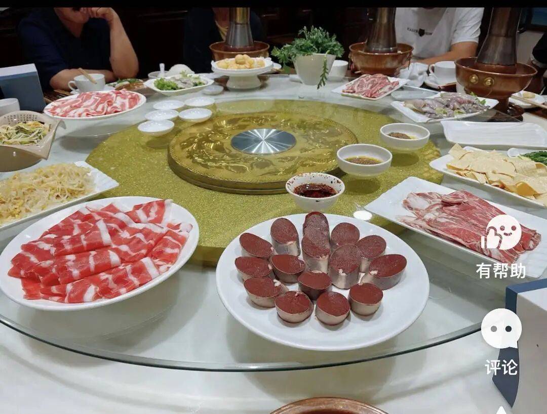 辽宁一火锅店16人包厢内同时用16个炭火锅，男子因一氧化碳中毒晕倒，索赔5万元未果或将起诉；律师：火锅店未尽安全保障义务应担责