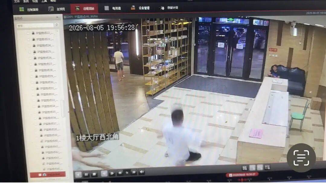 辽宁一火锅店16人包厢内同时用16个炭火锅，男子因一氧化碳中毒晕倒，索赔5万元未果或将起诉；律师：火锅店未尽安全保障义务应担责