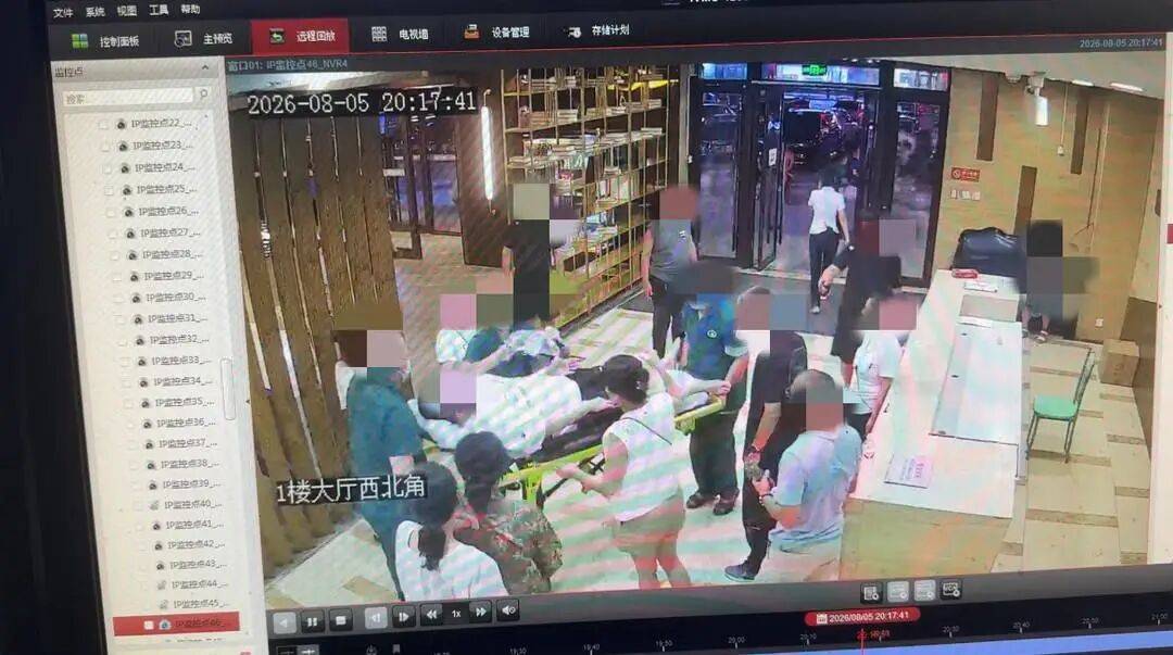 辽宁一火锅店16人包厢内同时用16个炭火锅，男子因一氧化碳中毒晕倒，索赔5万元未果或将起诉；律师：火锅店未尽安全保障义务应担责